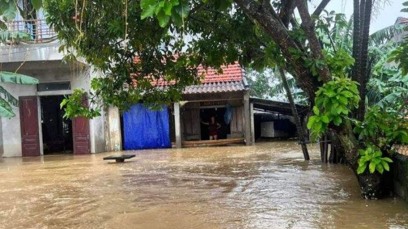 Giải mã ý nghĩa của giấc mơ thấy nước tràn vào nhà